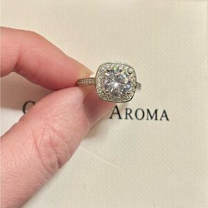 Charmed Aroma-Sterling Silver 925 W/Lrg Swarovski Ctr Stone & CZ Accents-Sz 5